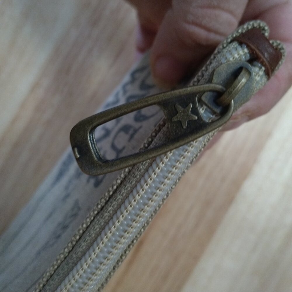 “Go Your Own Way” Primitives By Kathy Canvas 100%… - image 4